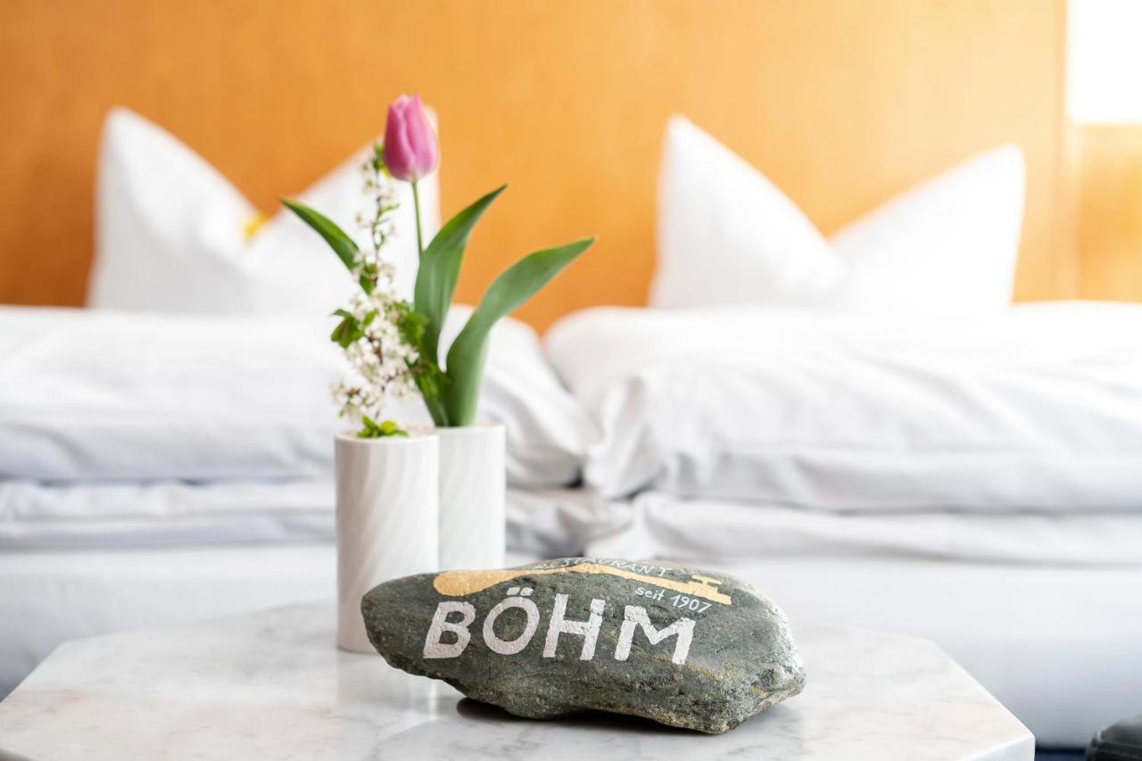 Hotel & Apartments Boehm Графенвёр Экстерьер фото